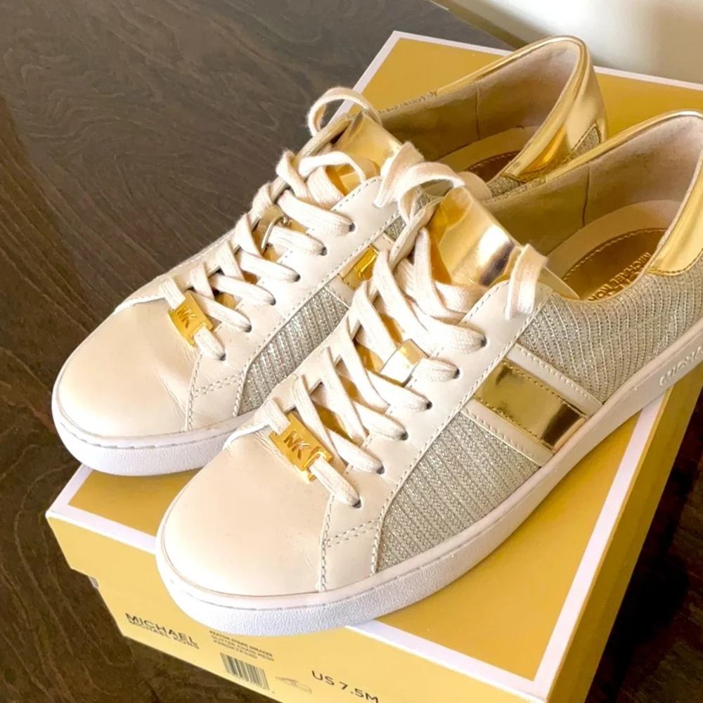 MICHAEL KORS Keaton Stripe Sneaker Pale Gold - Picture 1 of 7